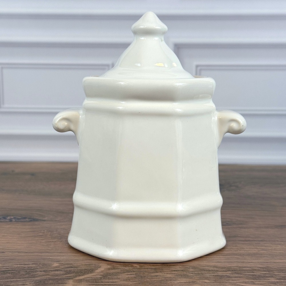 VTG Pfaltzgraff Heritage White Pattern Sugar Bowl Made in USA
